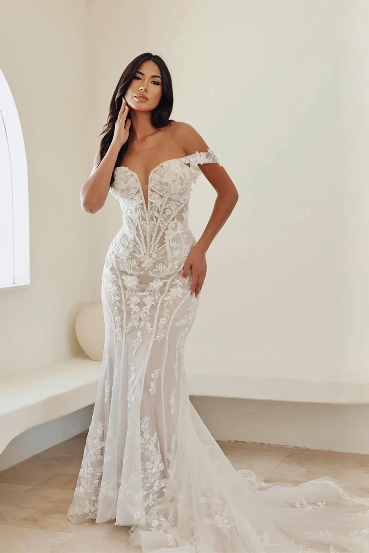 Martina Liana | Park Avenue Bridals - 1870 | Park Avenue Bridals