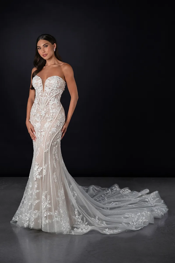 Martina Liana | Lovella Bridal - 1870 | Lovella Bridal