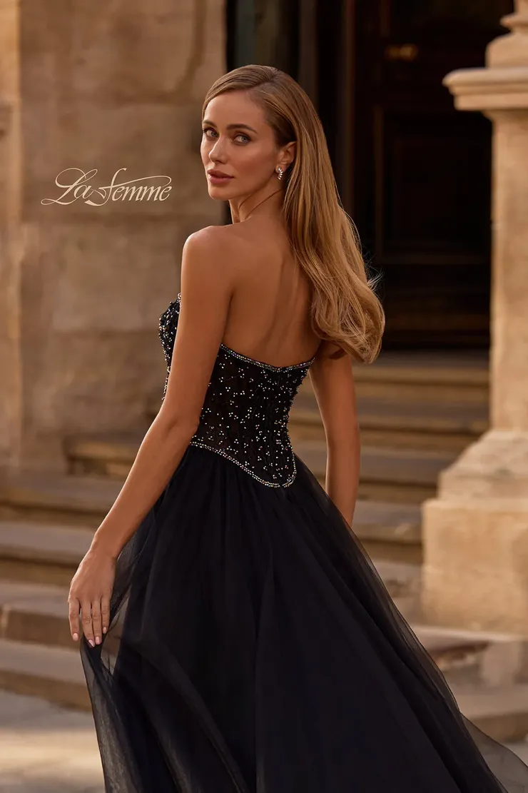 La Femme Style #32856 #11 backface vertical cropped picture