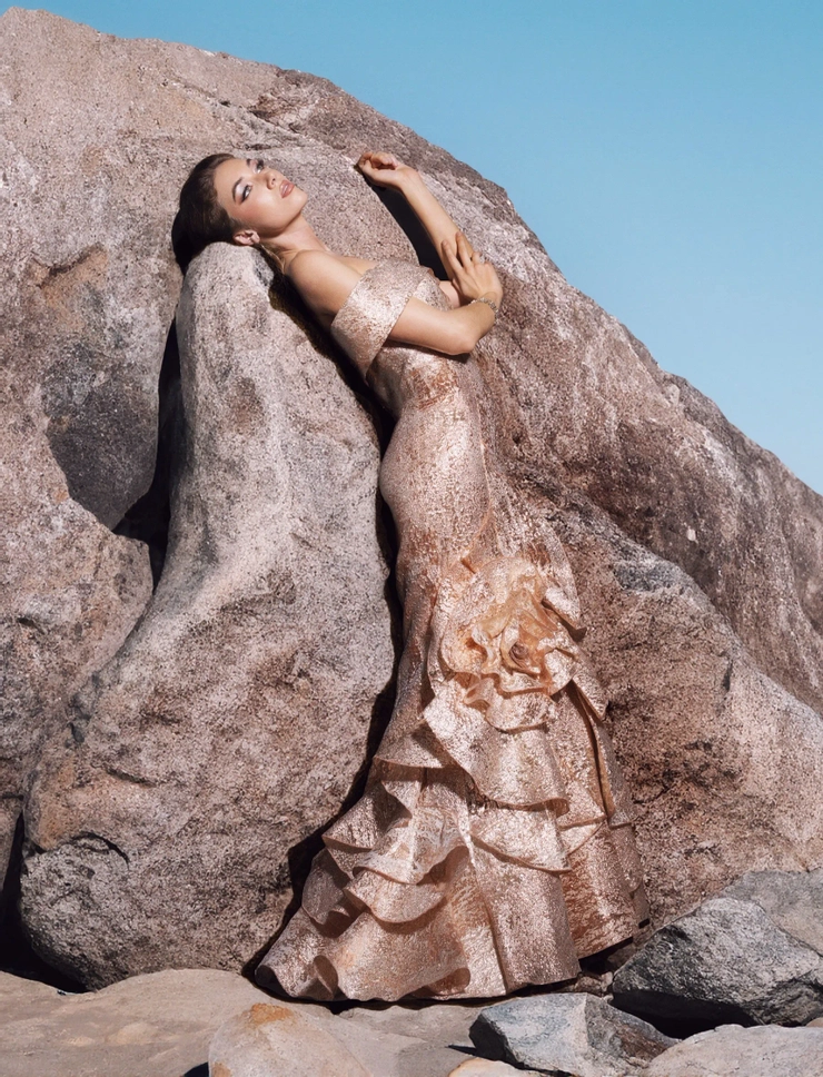 Janique Style #24983 #1 frontface vertical picture