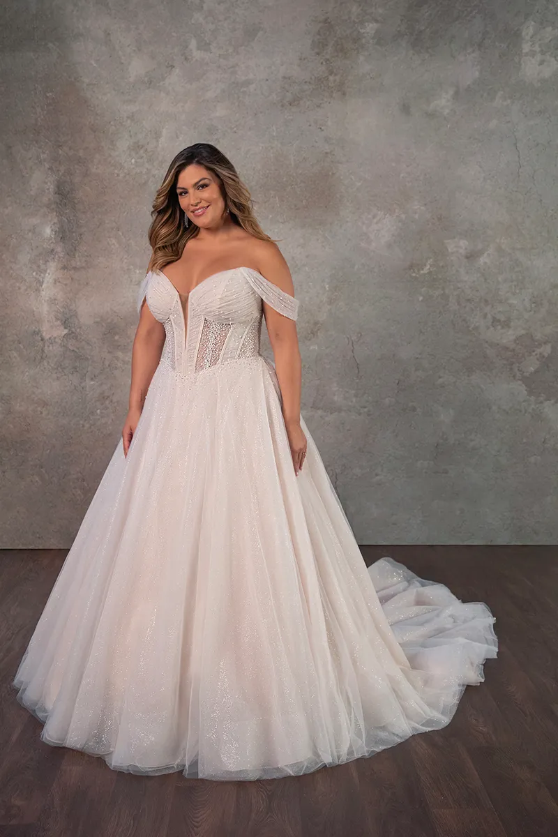 Essense of Australia Plus Size White Closet Bridal