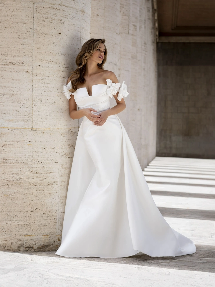 Valentini Style #E0865 Default Thumbnail Image