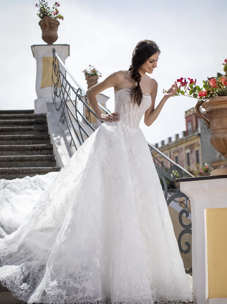 Valentini Spose | Yves Jolie Bridal - Andora | Yves Jolie Bridal
