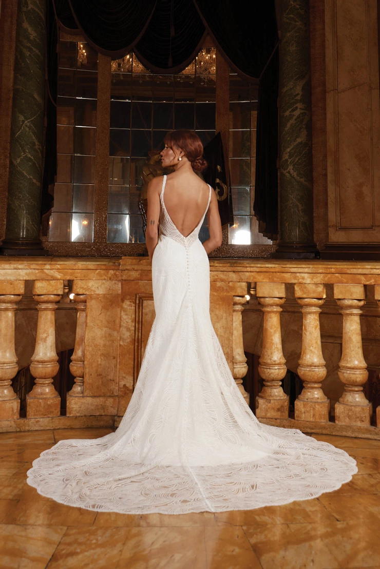 Evie Young Chrissy #3 backface vertical picture