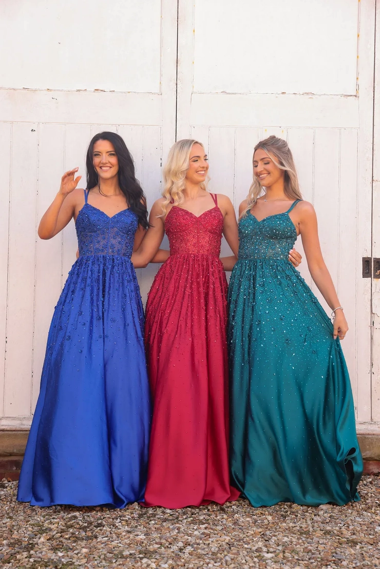 Find Your Perfect Prom Dress in Birmingham | Ri Ri's Prom