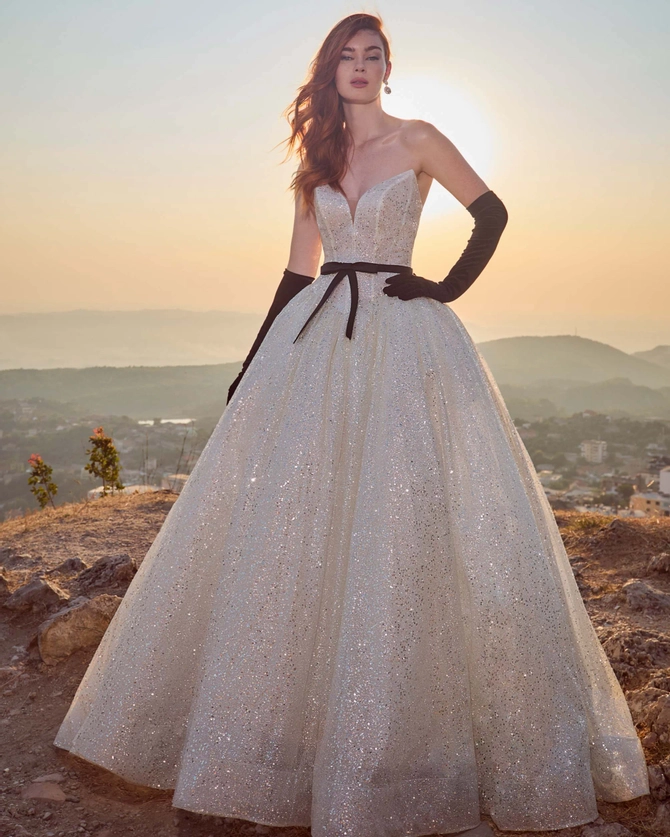 L'Amour by Calla Blanche | Jaclyn's Bridal - LA25109 | Jaclyn's Bridal