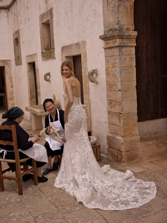 Ricca Sposa Style #25-007(2) #4 backface vertical thumbnail