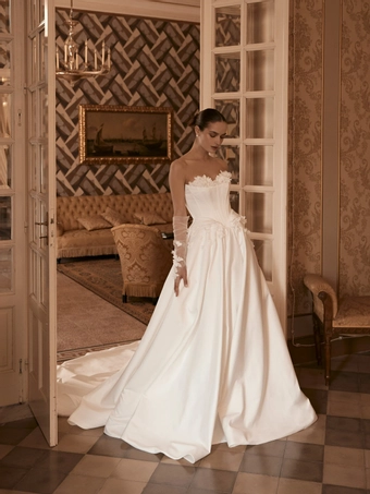 Ricca Sposa Style #25-001(3) #0 default frontface vertical thumbnail