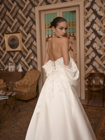 Ricca Sposa Style #25-004(3) #7 backface vertical cropped thumbnail