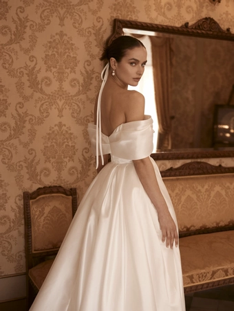 Ricca Sposa Style #25-014(3) #7 backface vertical cropped thumbnail