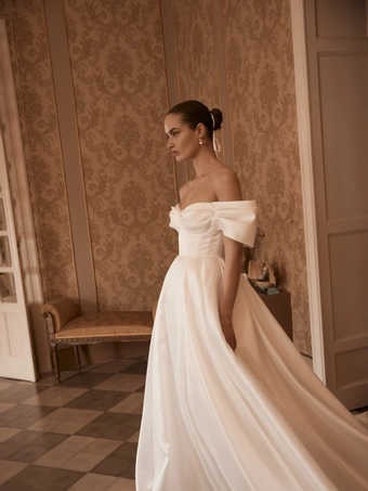 Ricca Sposa Style #25-014(3) #5 frontface vertical cropped thumbnail