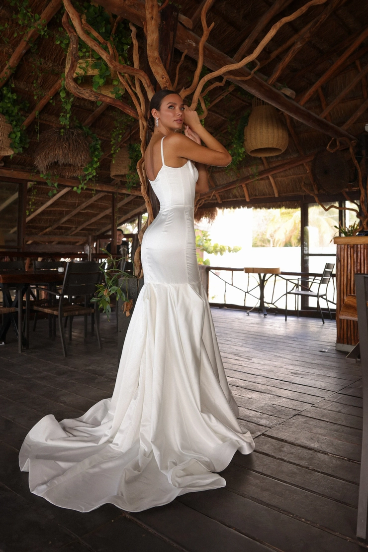 JH Bridal by Jimme Huang Backface Thumbnail Image