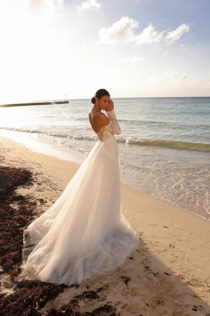 JH Bridal by Jimme Huang Backface Thumbnail Image