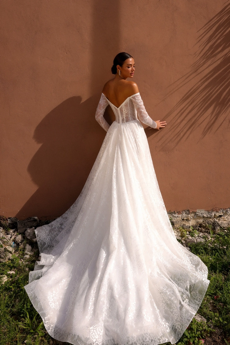 JH Bridal by Jimme Huang Backface Thumbnail Image