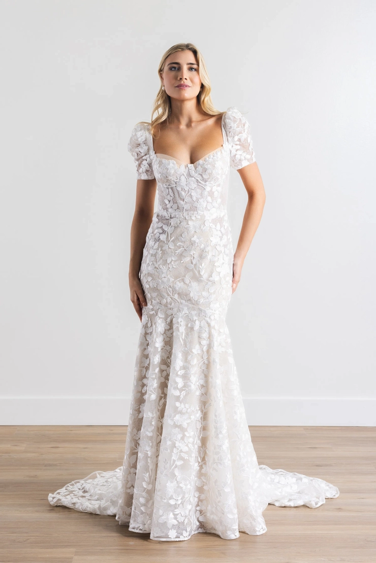 Locket Declan Style #14131 #1 frontface vertical picture