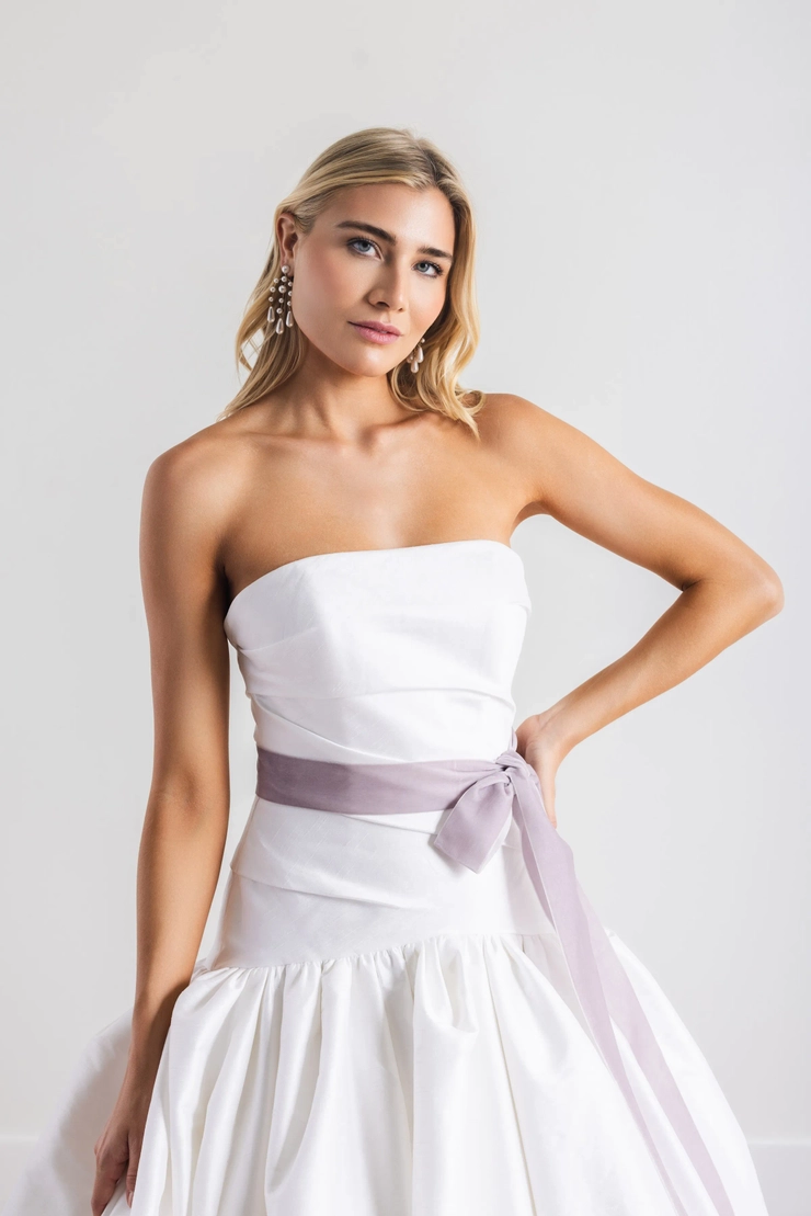 Locket Parvati Style #14214 #15 frontface vertical cropped picture