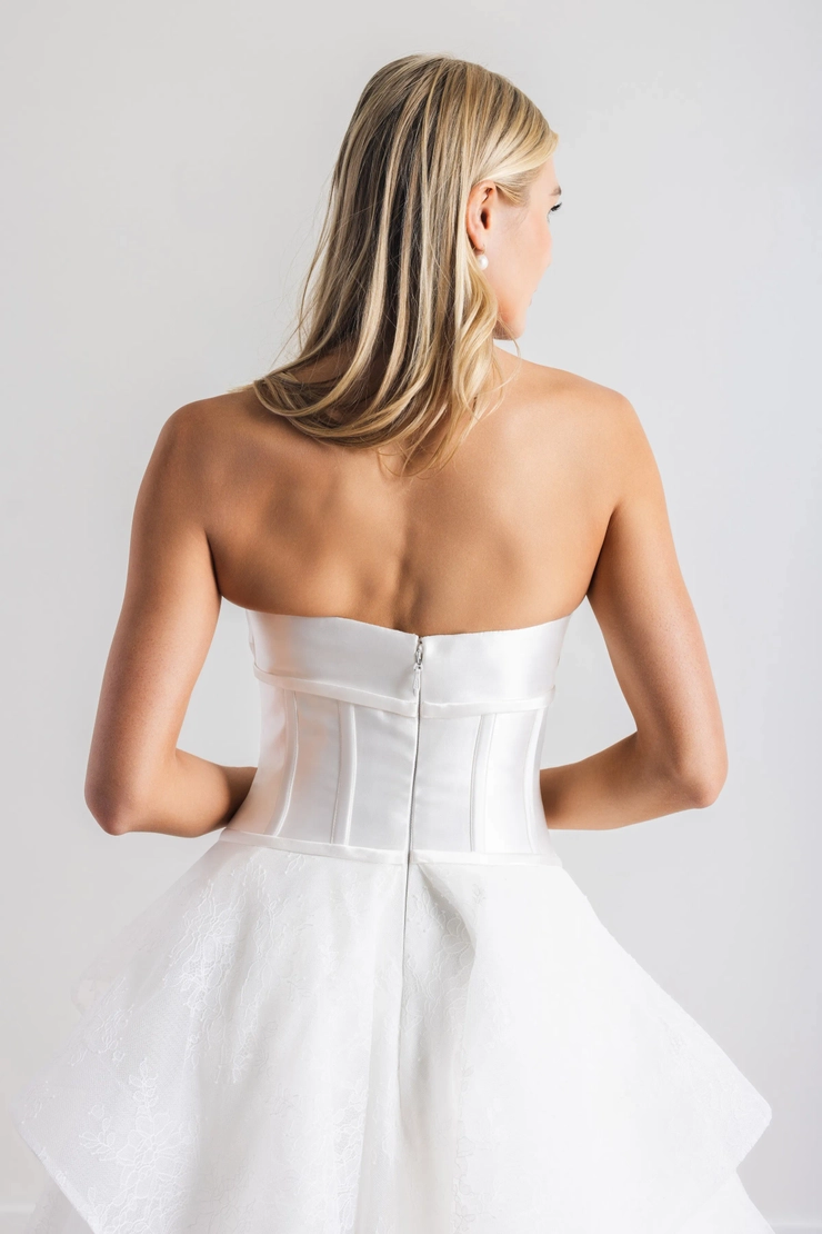 Locket Delaney Style #14733 #3 backface vertical cropped picture