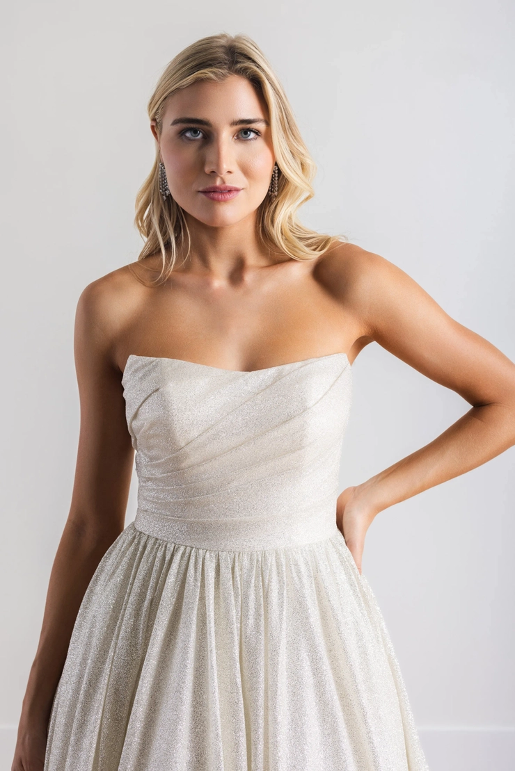 Locket Vanity Style #14806 #2 frontface vertical cropped picture