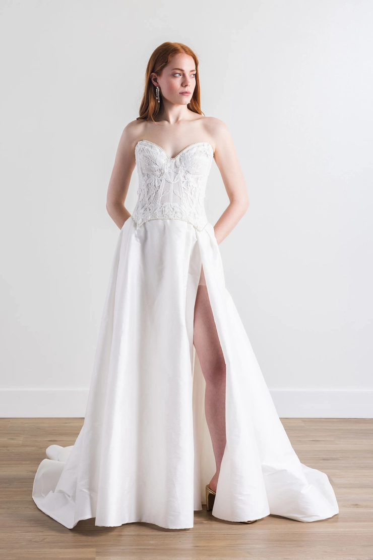 Willowby Dawn 54404 #1 frontface vertical picture