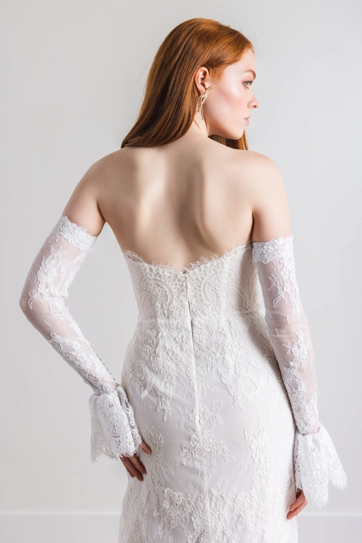 Willowby Zinnia 54729 #8 backface vertical cropped picture