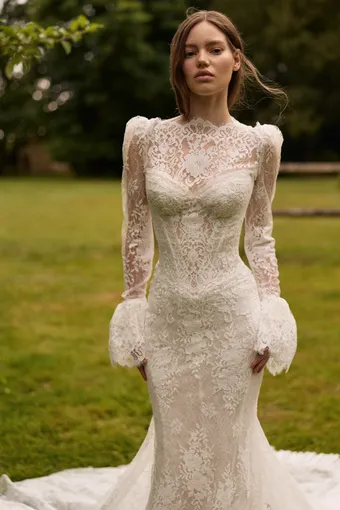 Milla by Lorenzo Rossi Avenara #9 vertical thumbnail