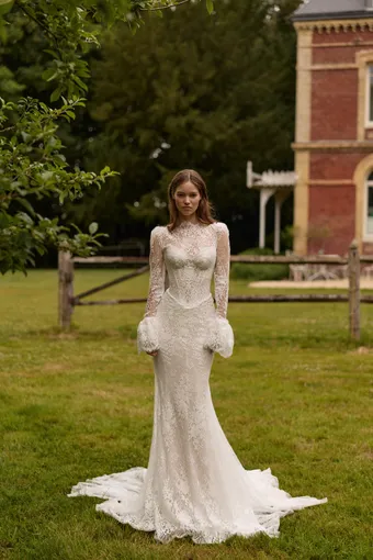 Milla by Lorenzo Rossi Avenara #0 vertical thumbnail