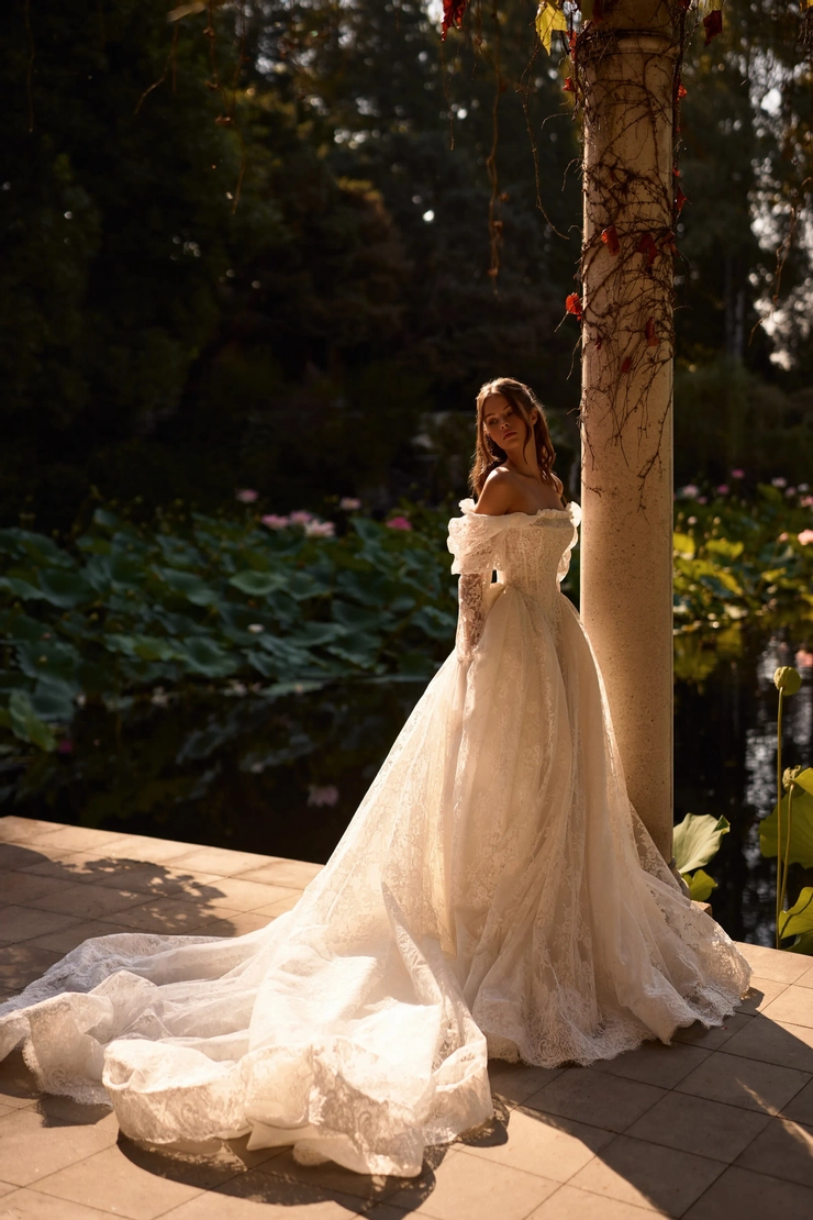 Milla by Lorenzo Rossi Melrose Default Image