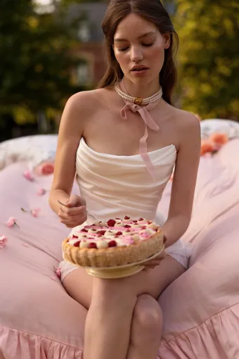 Milla by Lorenzo Rossi Soralia #9 vertical thumbnail