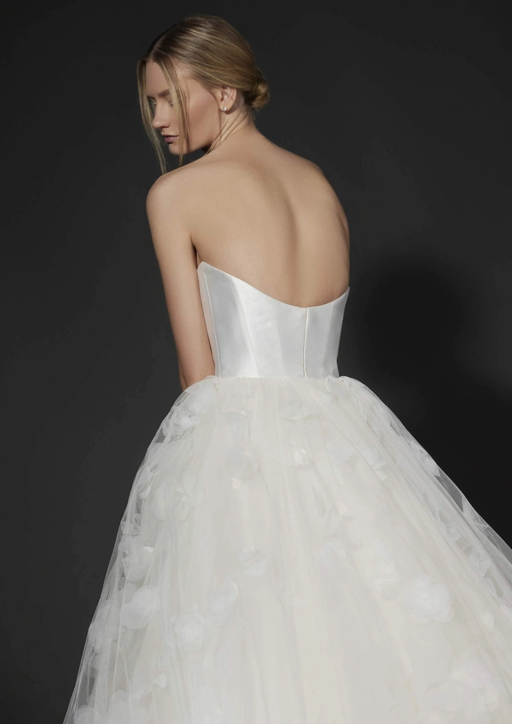Pronovias Aleu