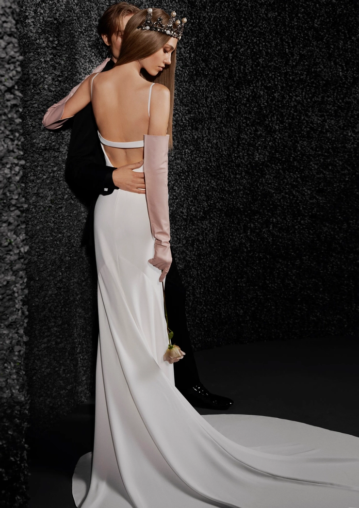 Pronovias Amandine