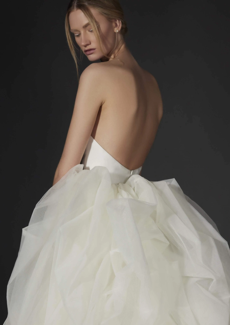 Pronovias Flore