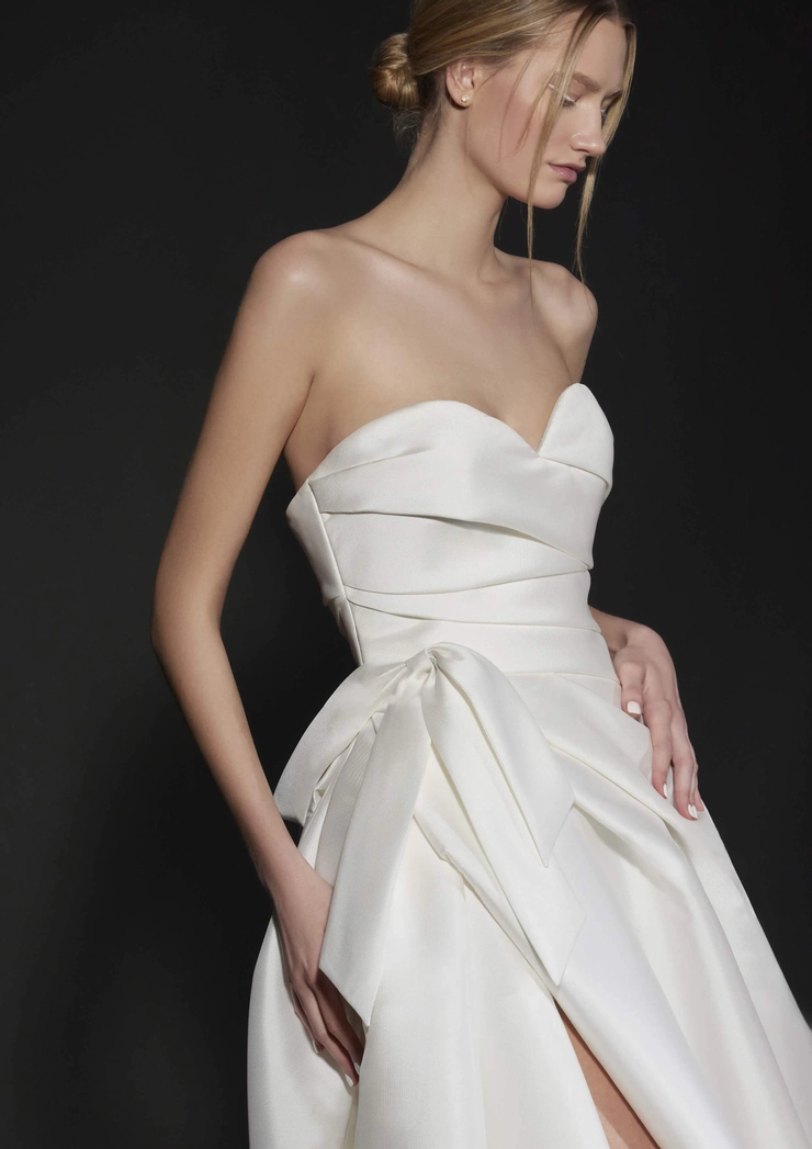 Pronovias Jadeau