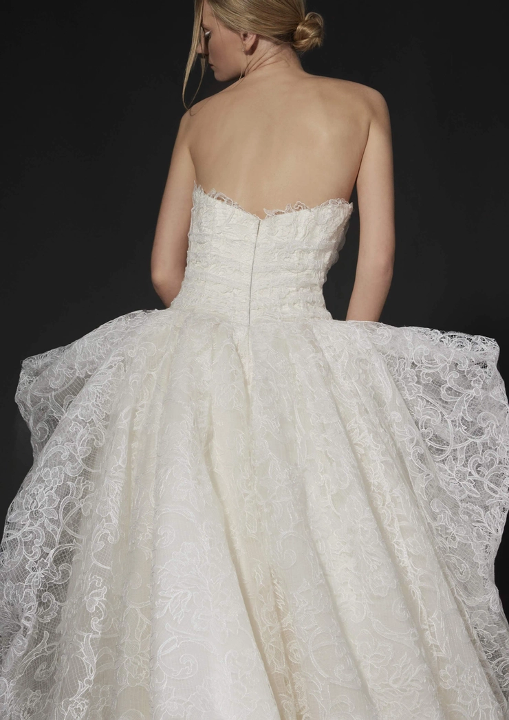Pronovias Roux