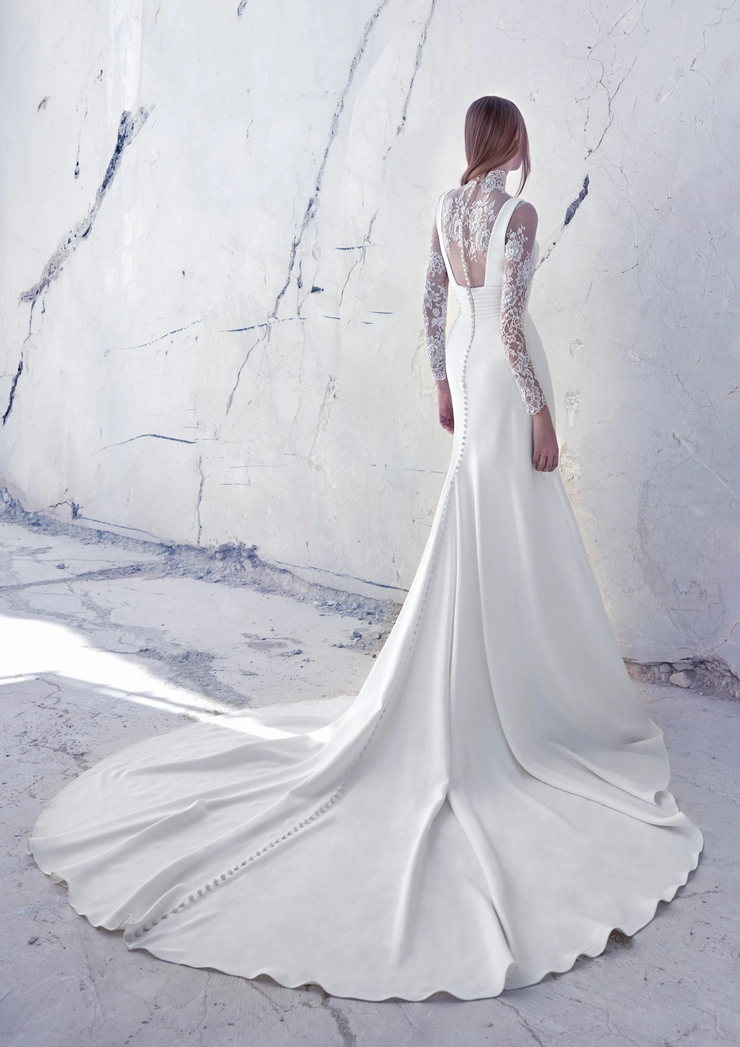 Pronovias Lights