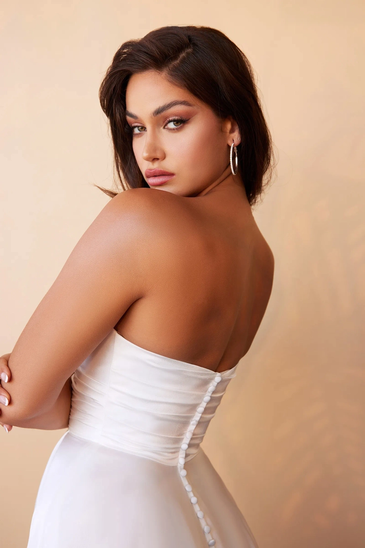 Ladivine by Cinderella Divine Style #CD0166W #11 backface vertical cropped picture