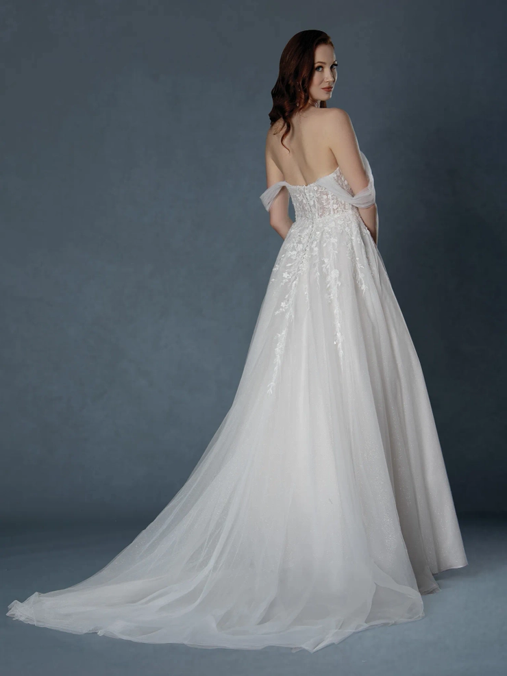 Stella Couture Style #25528