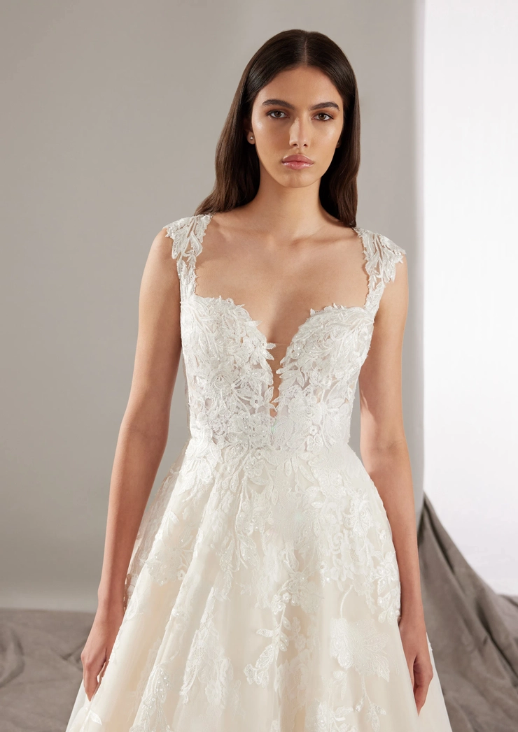 Pronovias Ever