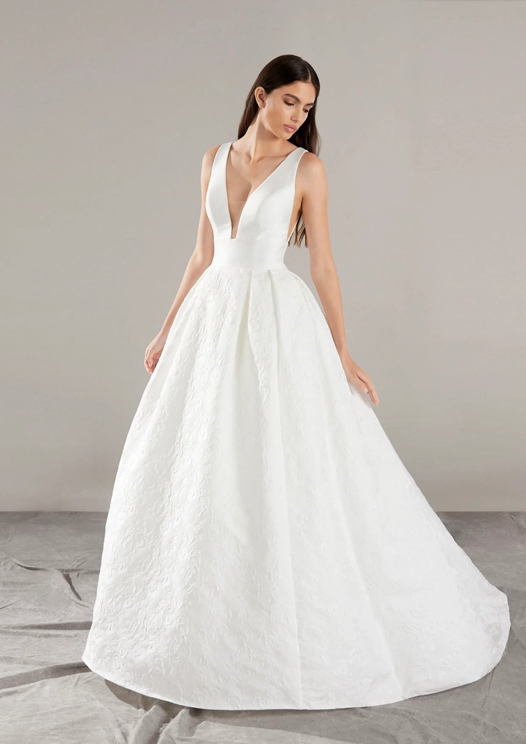 Pronovias #Filante Default Thumbnail Image