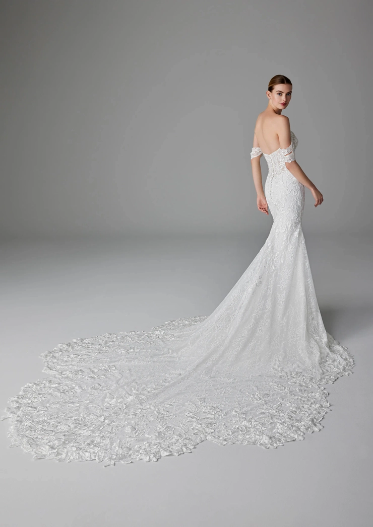 Pronovias Judi