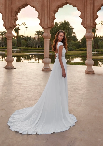 Pronovias Lolland #3 default backface vertical thumbnail