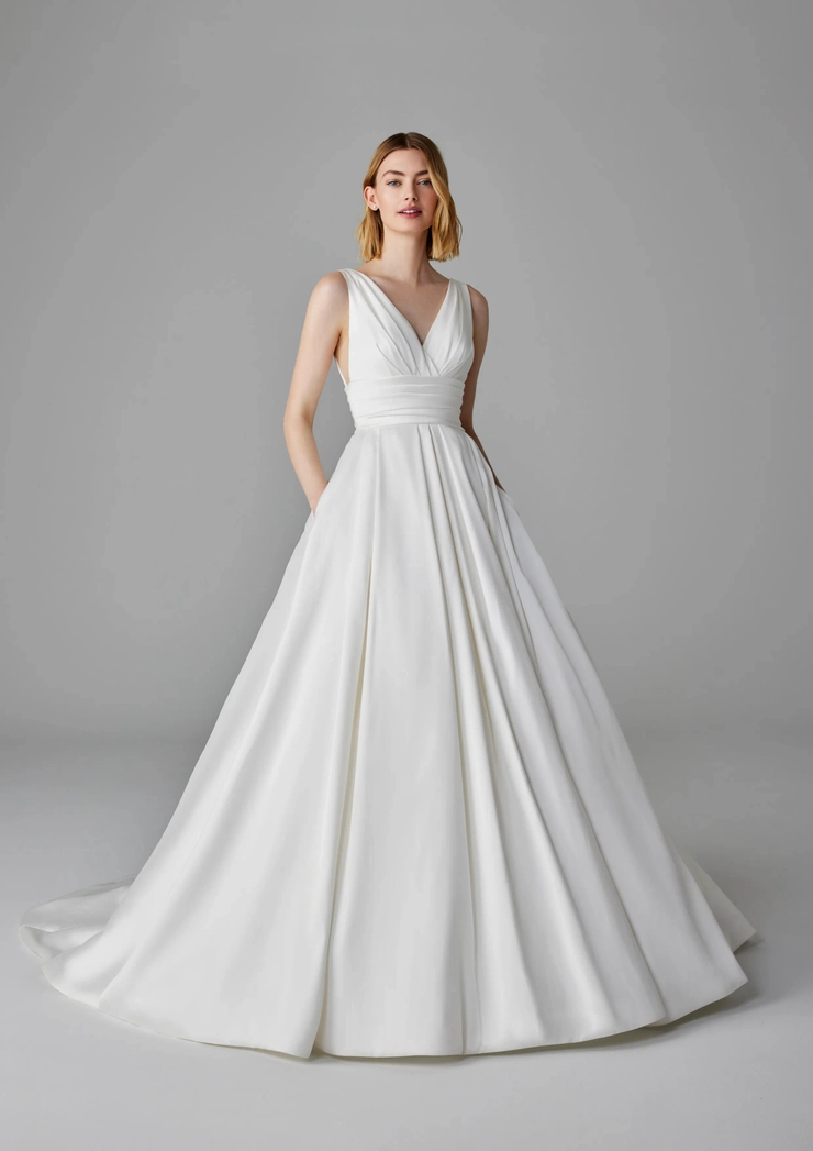 Pronovias LUMINEUSE Default Thumbnail Image