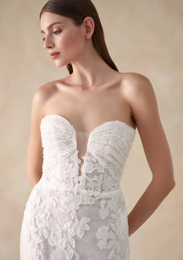 Pronovias Oakley