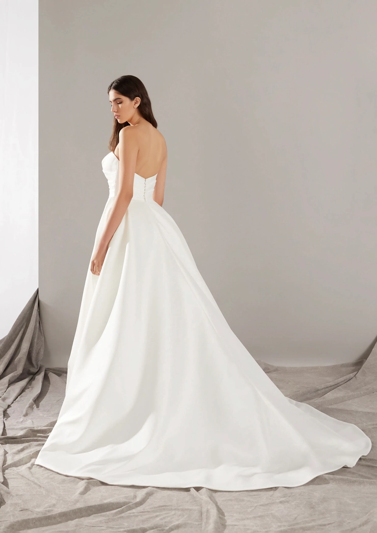 Pronovias Onary