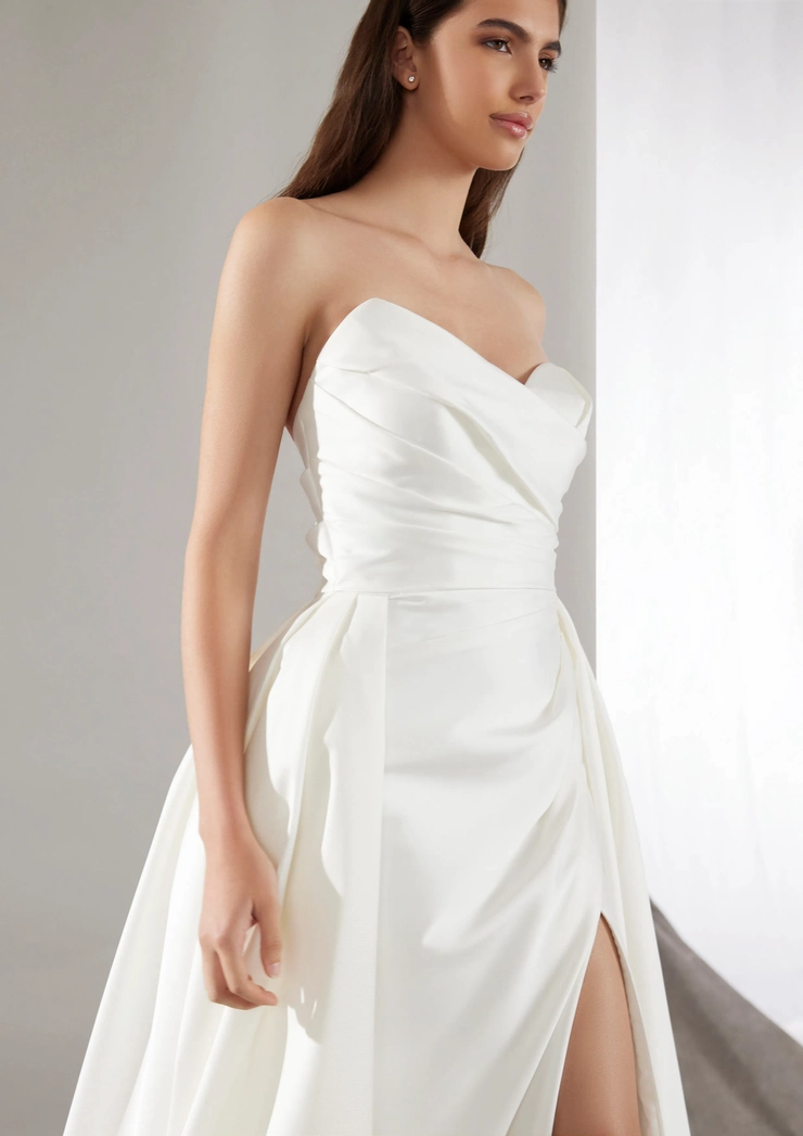 Pronovias Onary