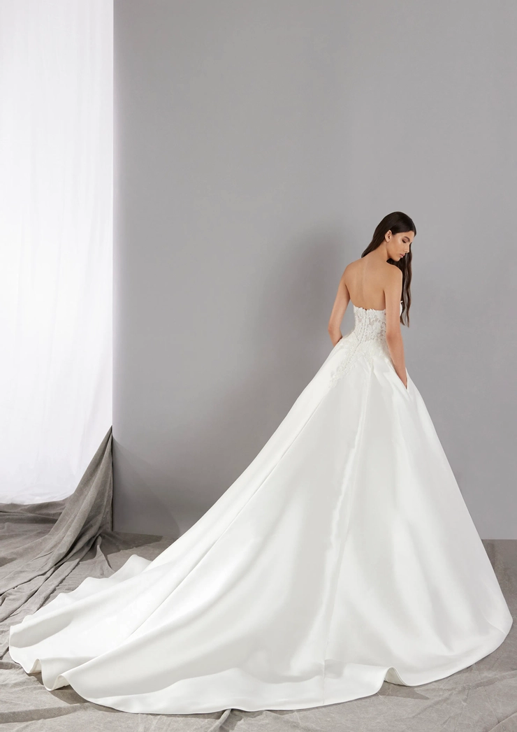 Pronovias Once