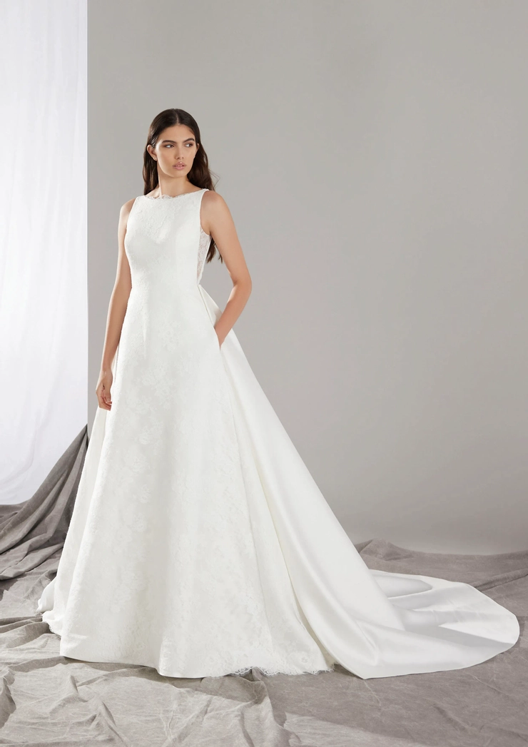 Pronovias Origin