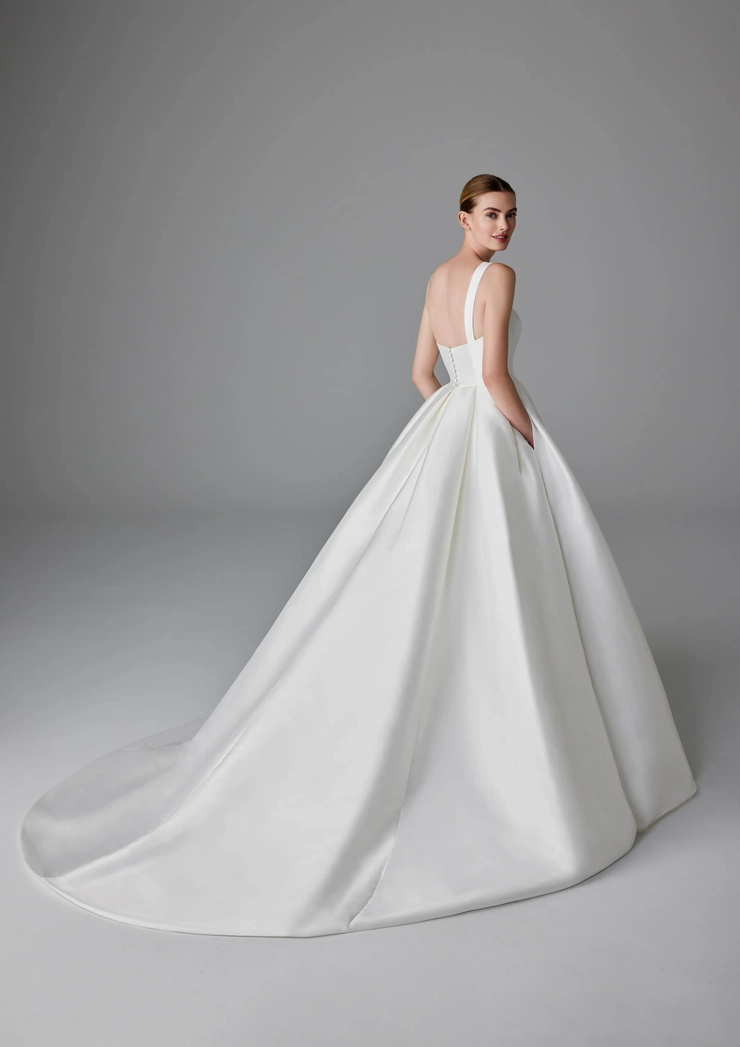 Pronovias Rosamund
