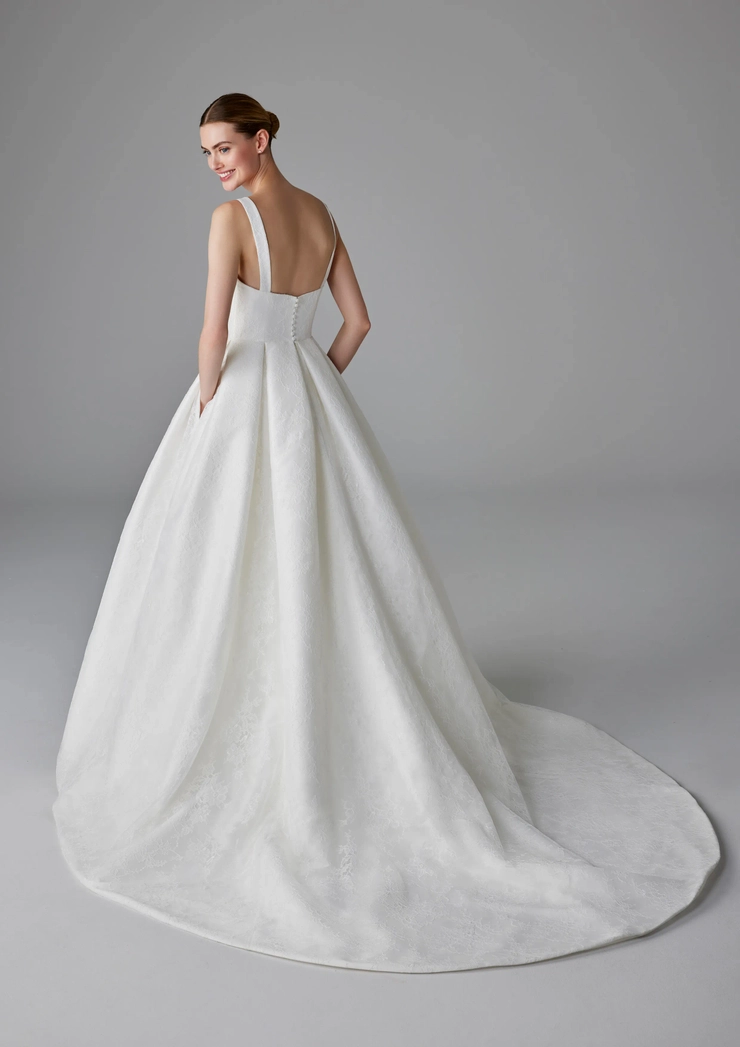 Pronovias Rosamund