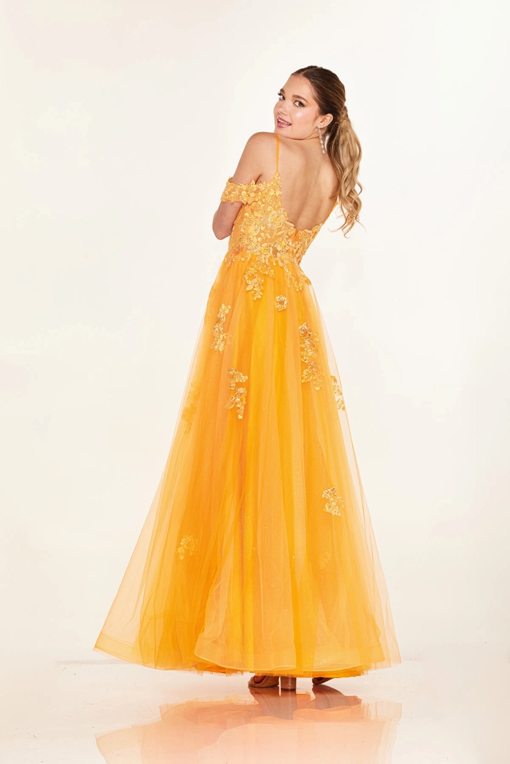 Cecilia Couture Style #2618 #4 backface vertical picture