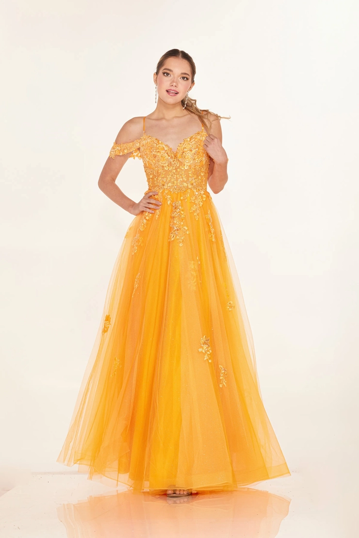 Cecilia Couture Style #2618 #1 frontface vertical picture
